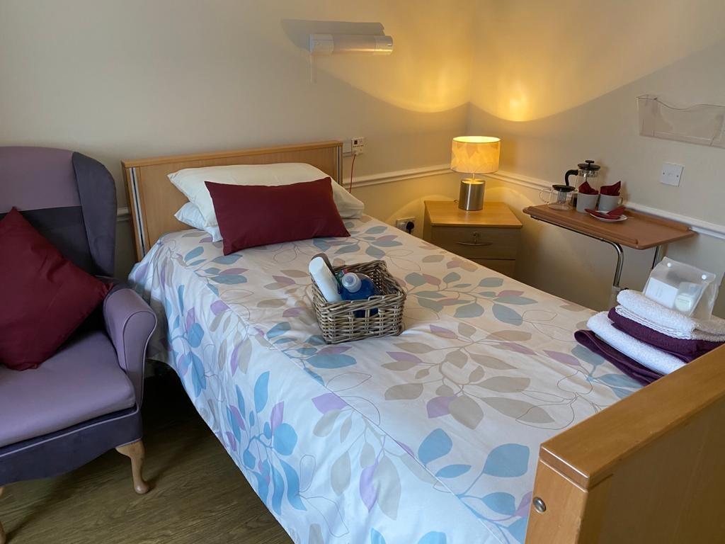 Bedroom 9 Dovedale Court